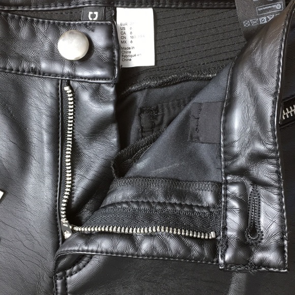 H&M Divided Ankle Moto Faux Leather Skinny Pants - Picture 10 of 12